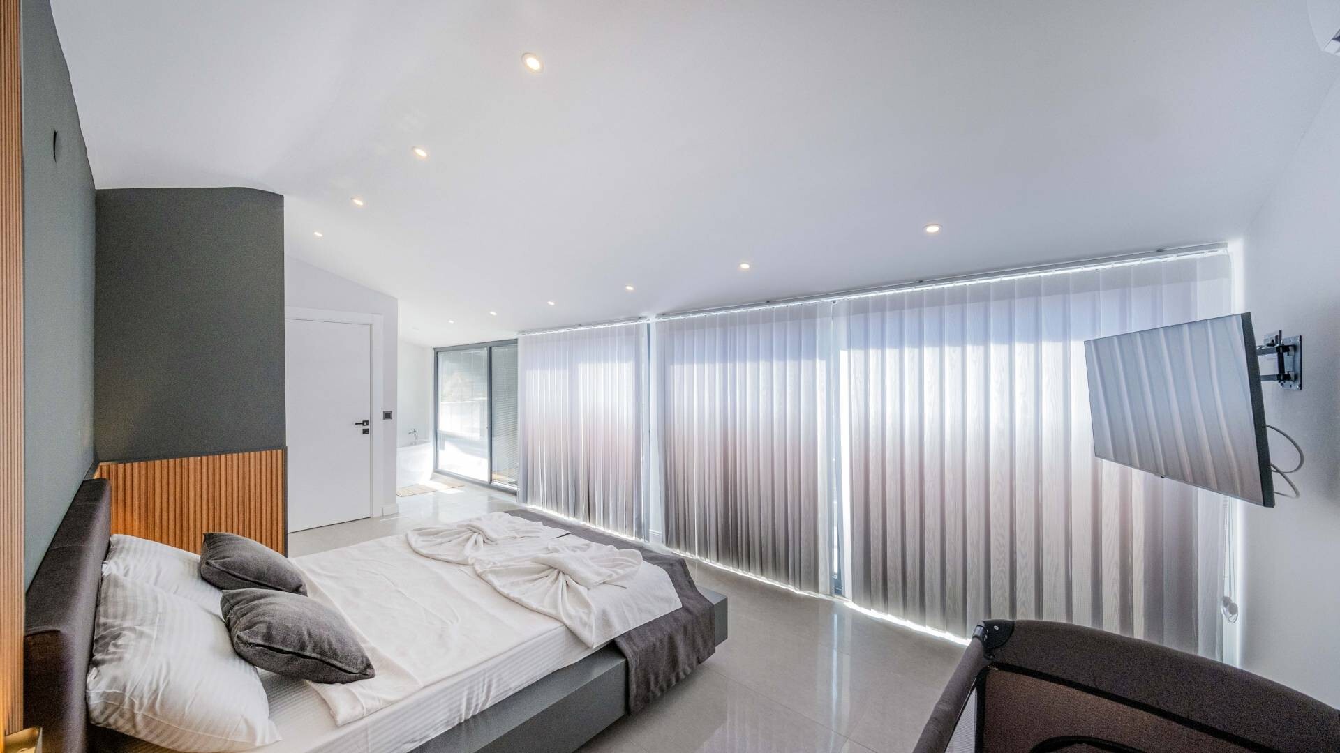VBK42773 Villa Booking