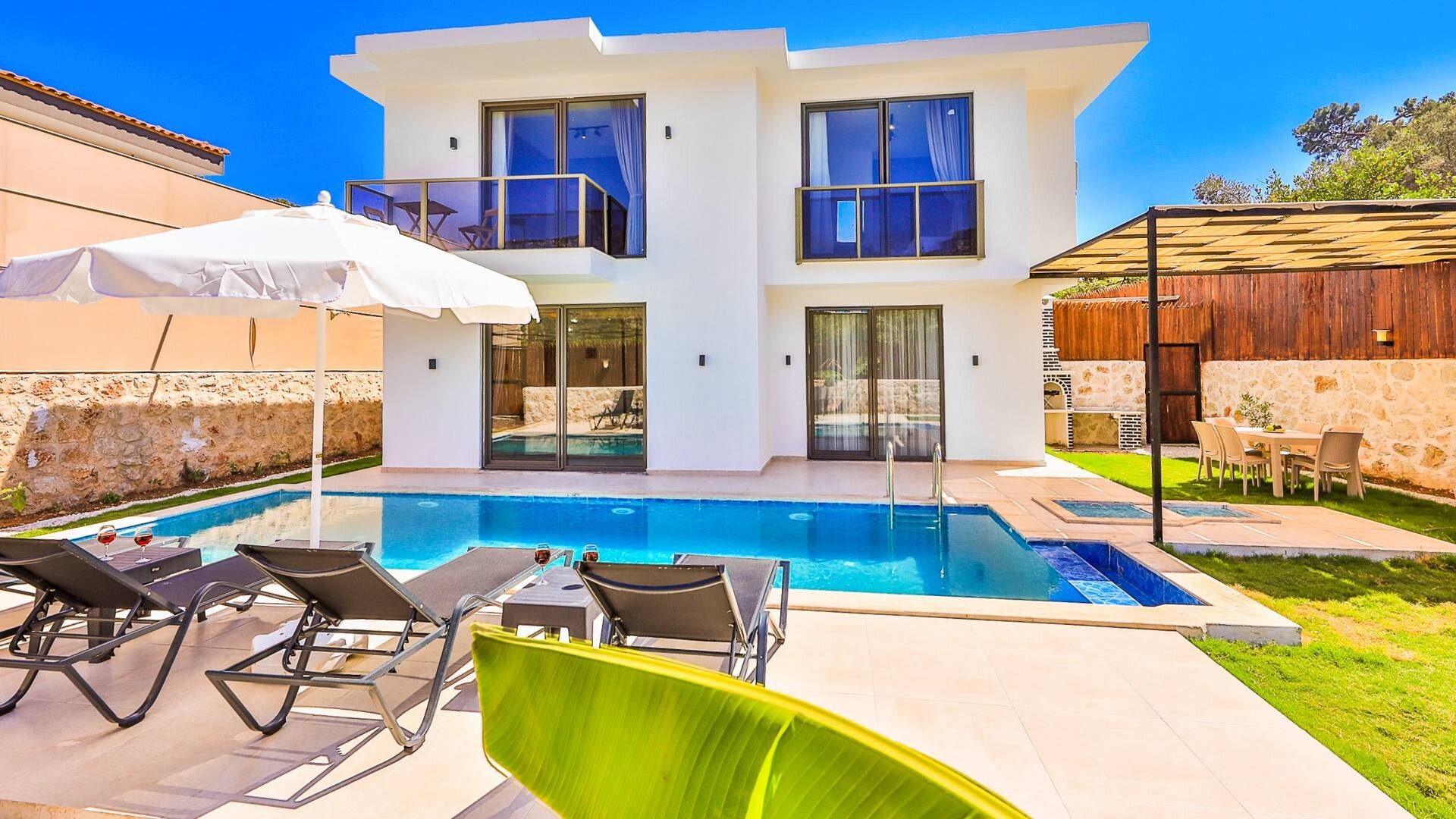 VBK58785 Villa Booking