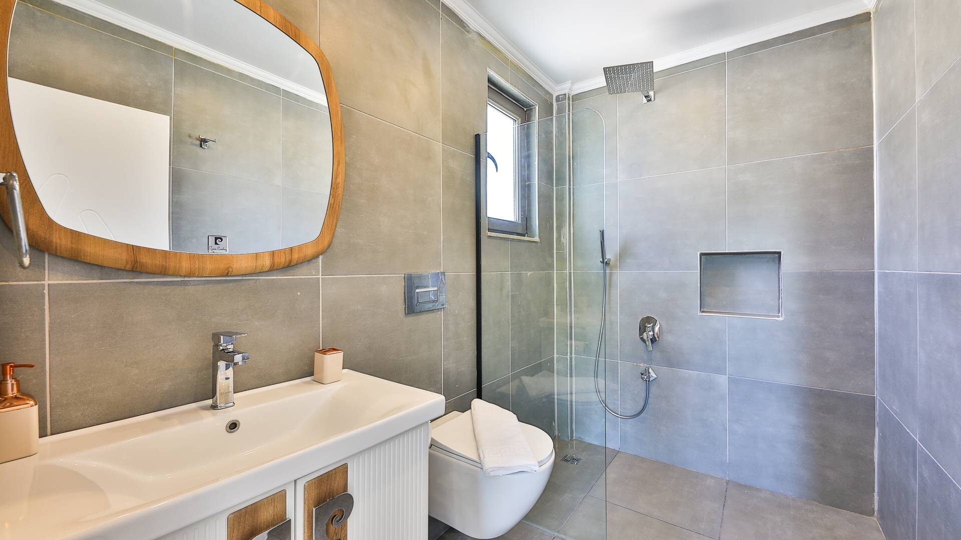 VBK58785 Villa Booking