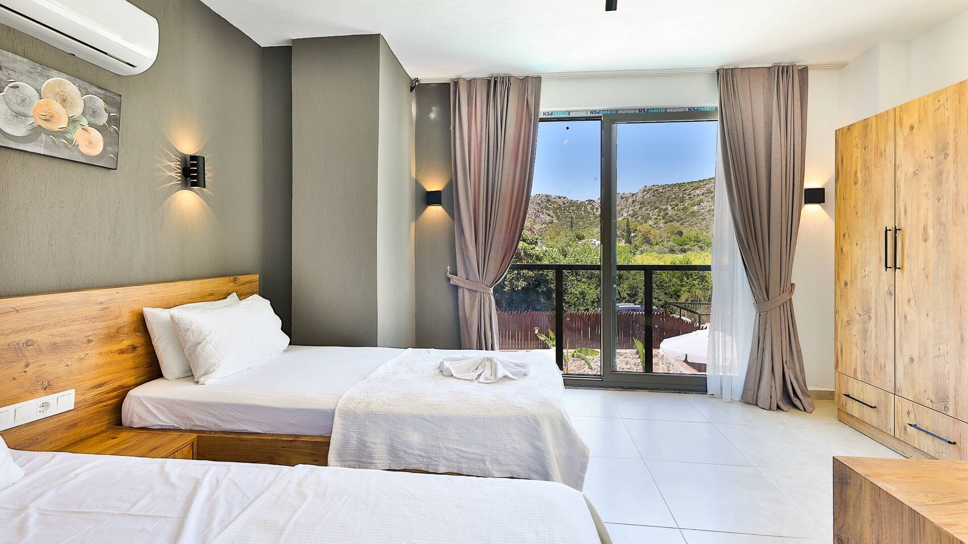 VBK58785 Villa Booking