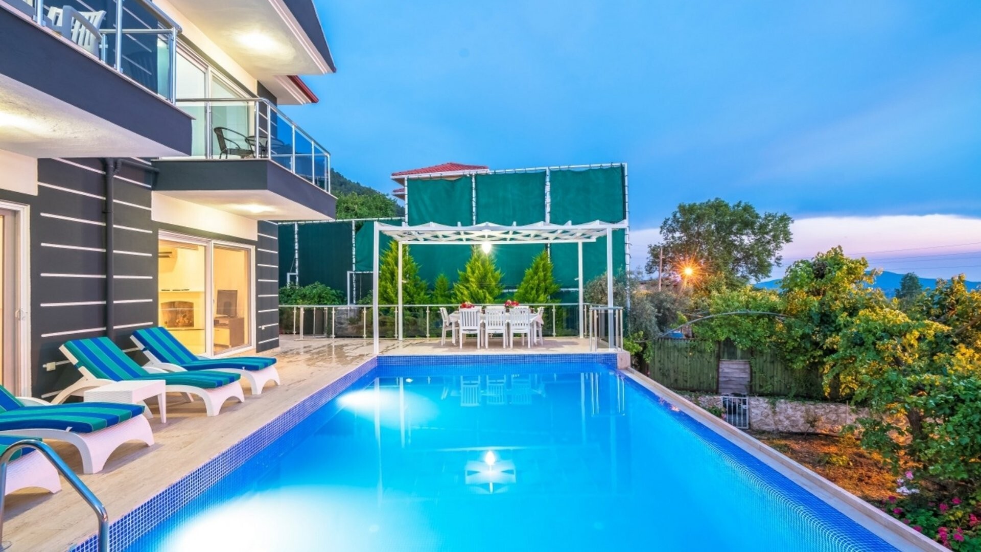 VBK70109 Villa Booking