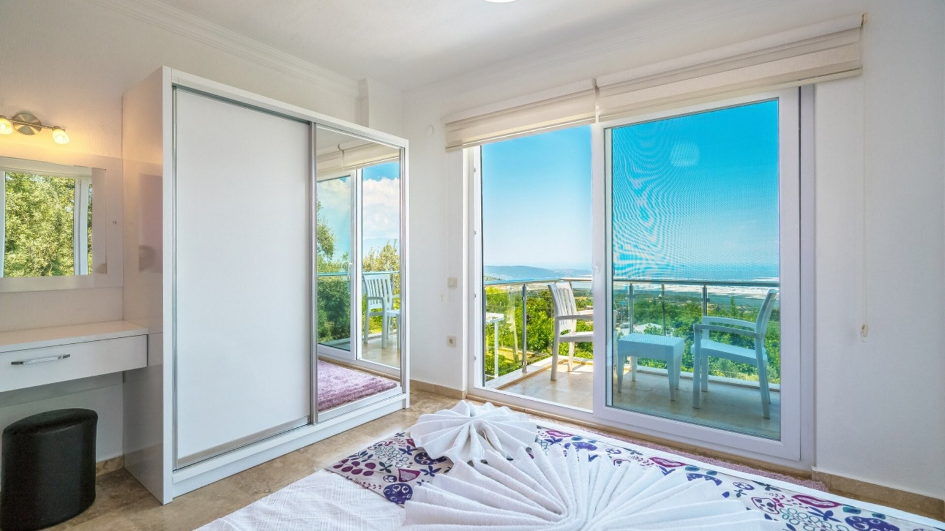VBK70109 Villa Booking