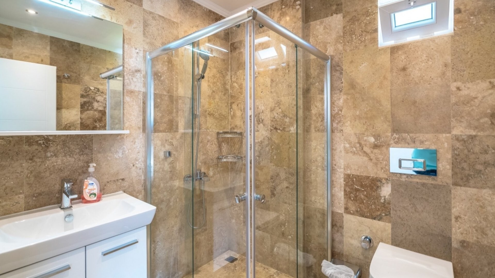 VBK70109 Villa Booking