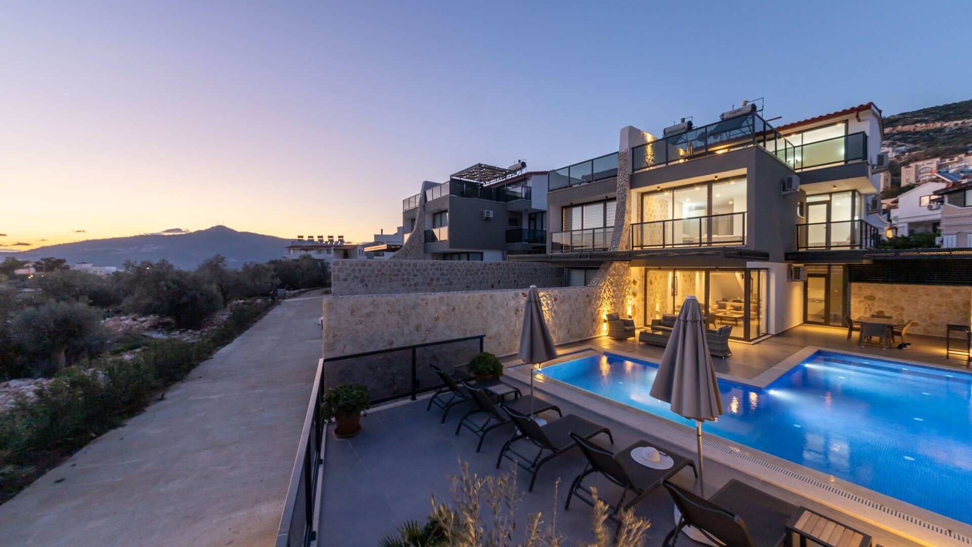 VBK12145 Villa Booking