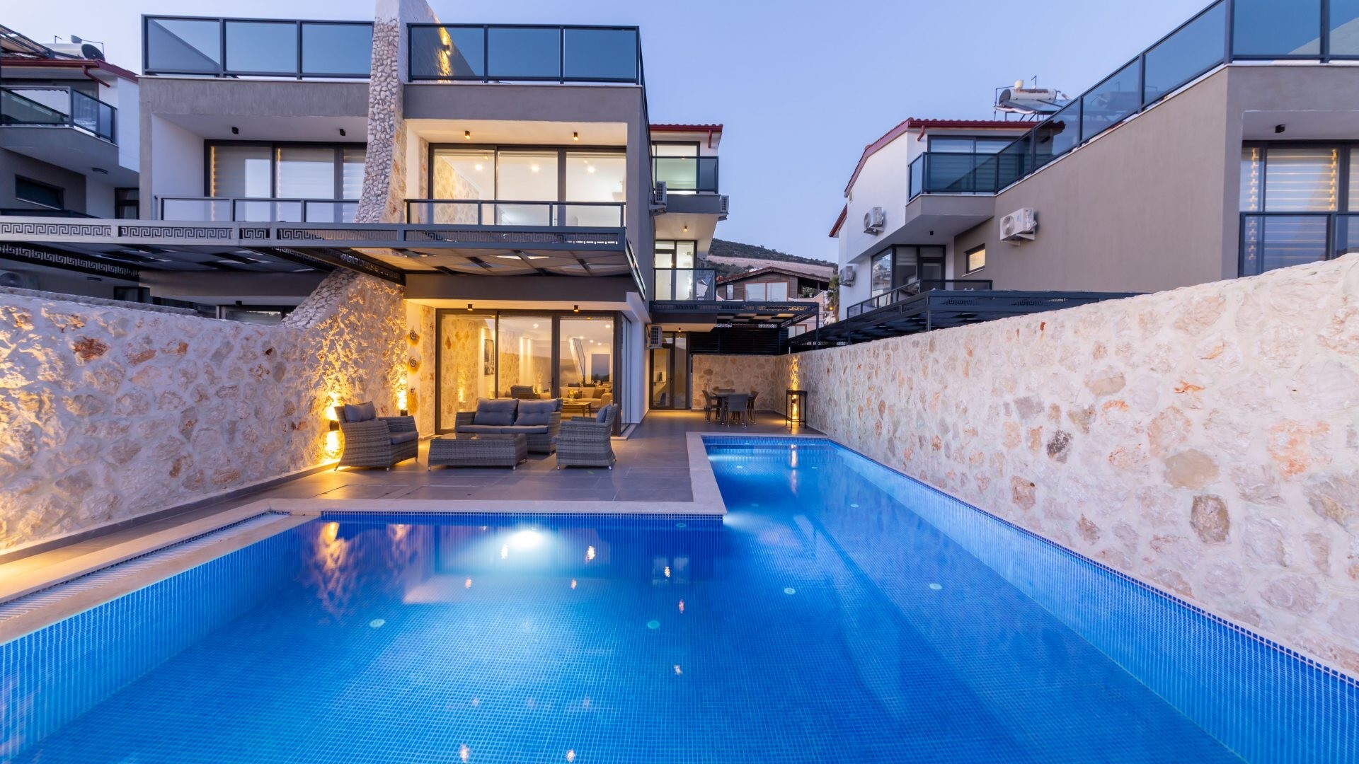 VBK12145 Villa Booking