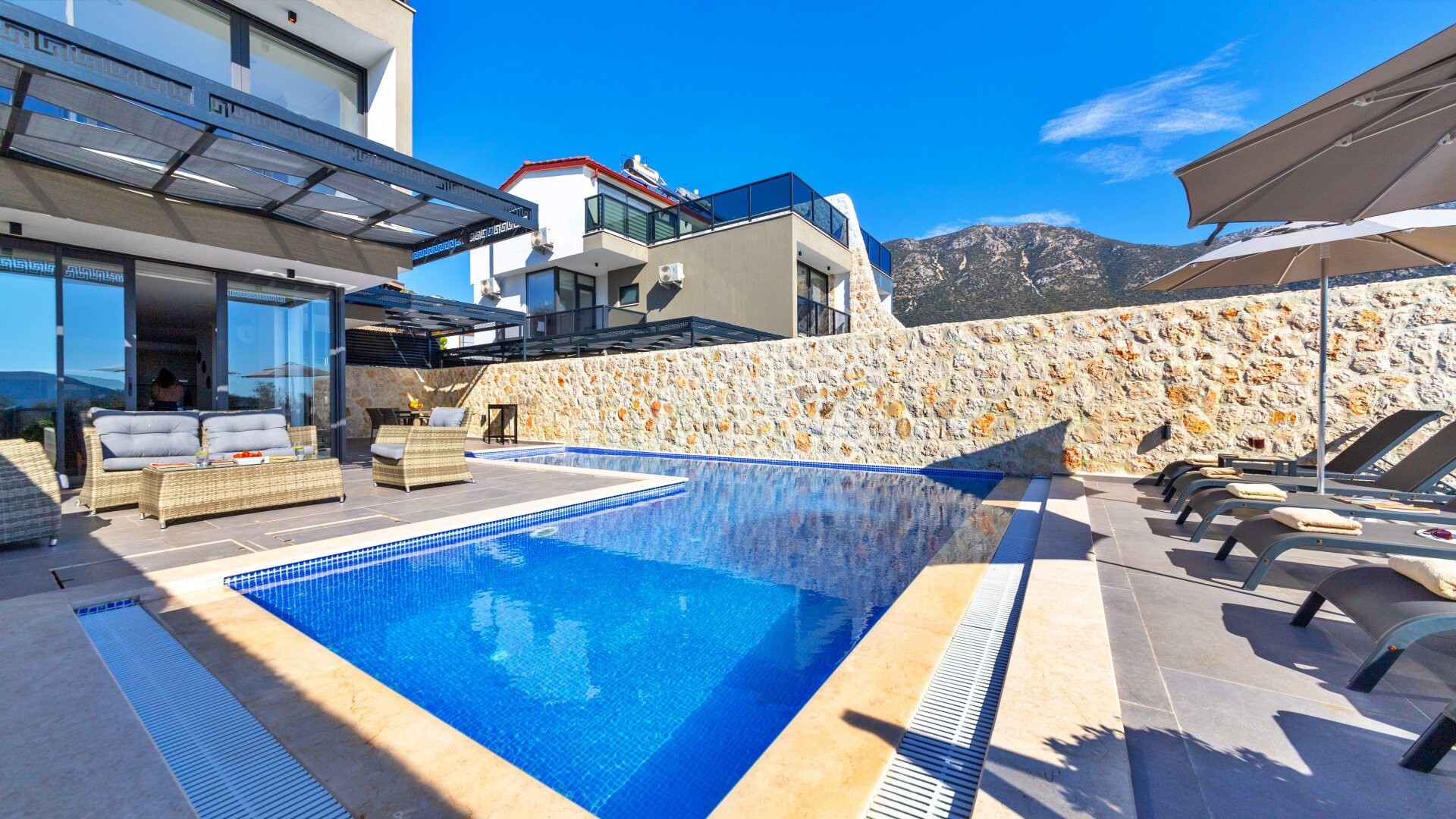 VBK12145 Villa Booking