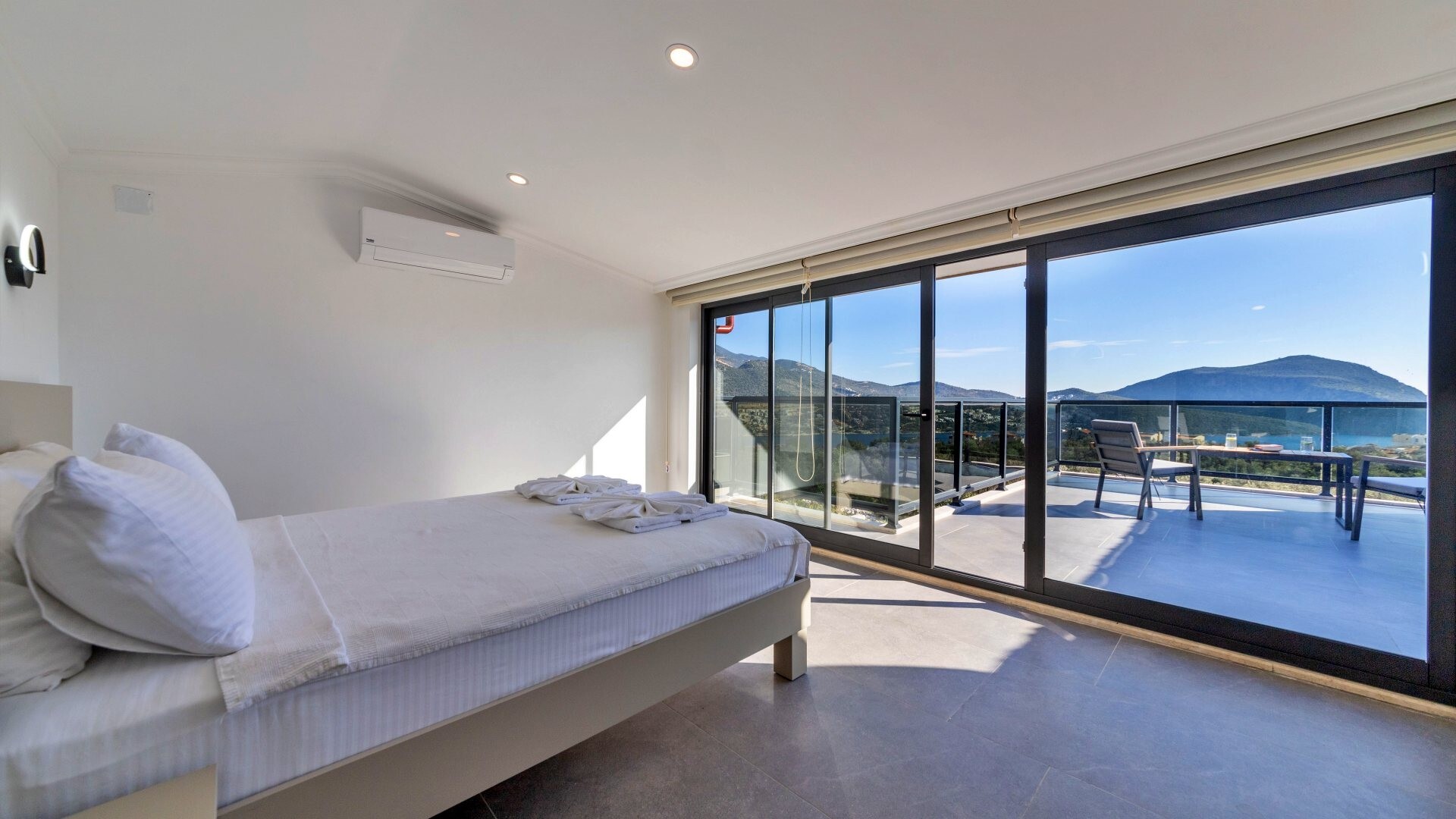 VBK12145 Villa Booking