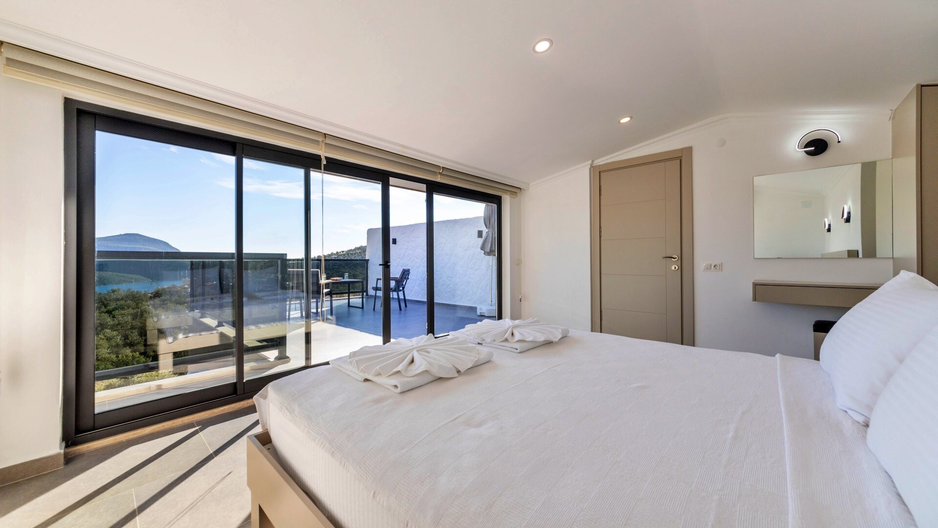 VBK12145 Villa Booking