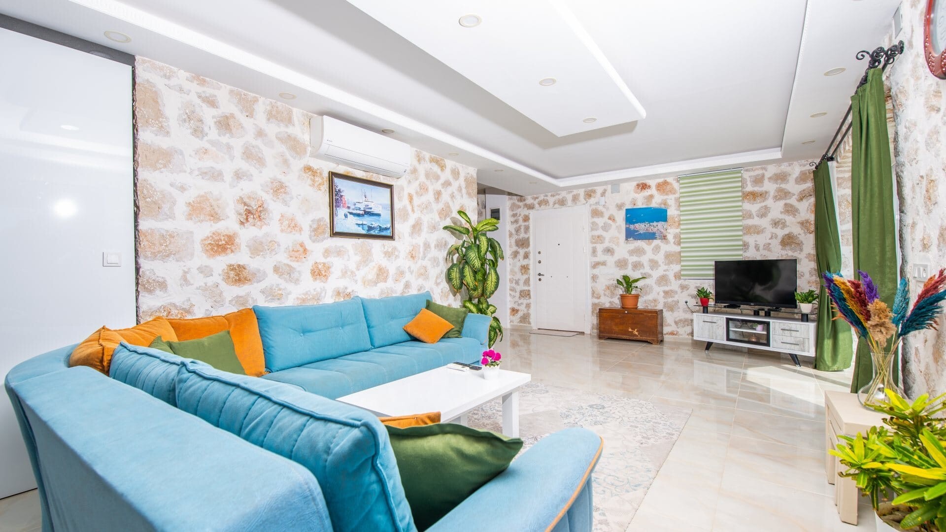 VBK67143 Villa Booking