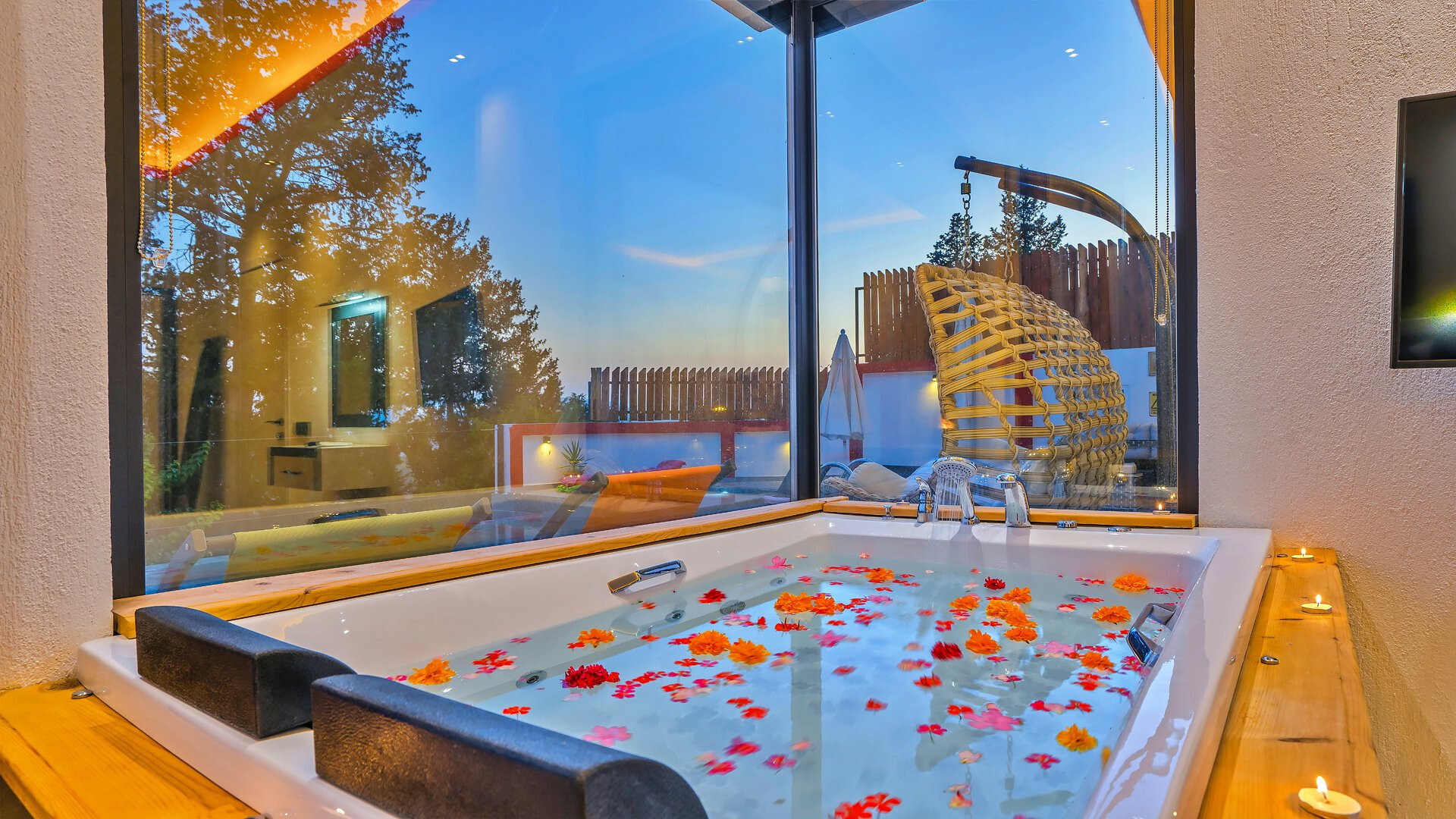 VBK33895 Villa Booking