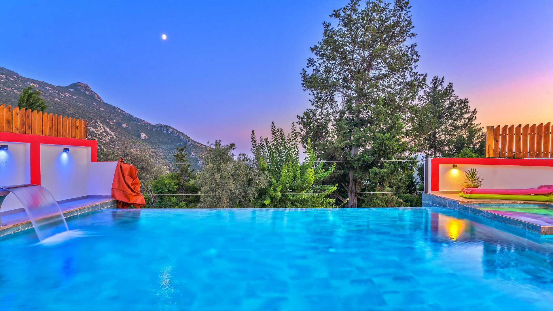 VBK33895 Villa Booking