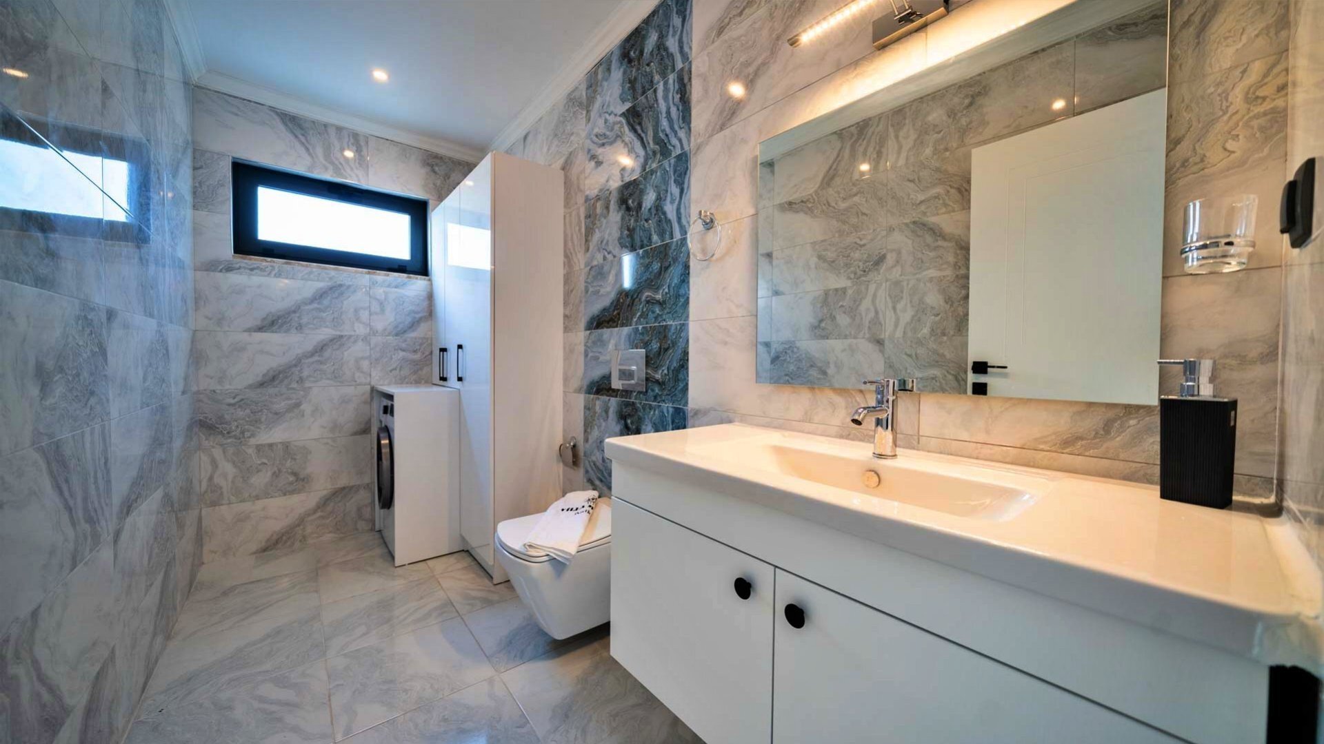 VBK61122 Villa Booking