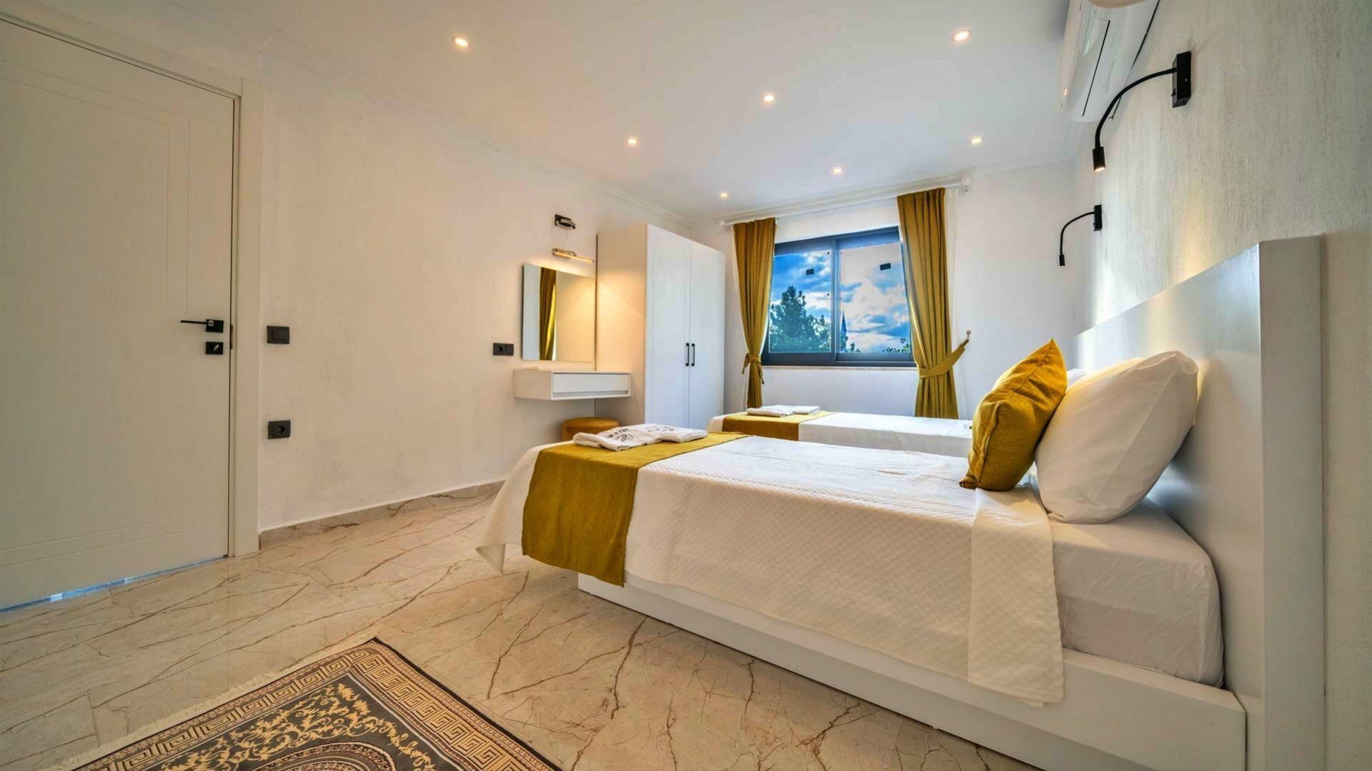 VBK61122 Villa Booking