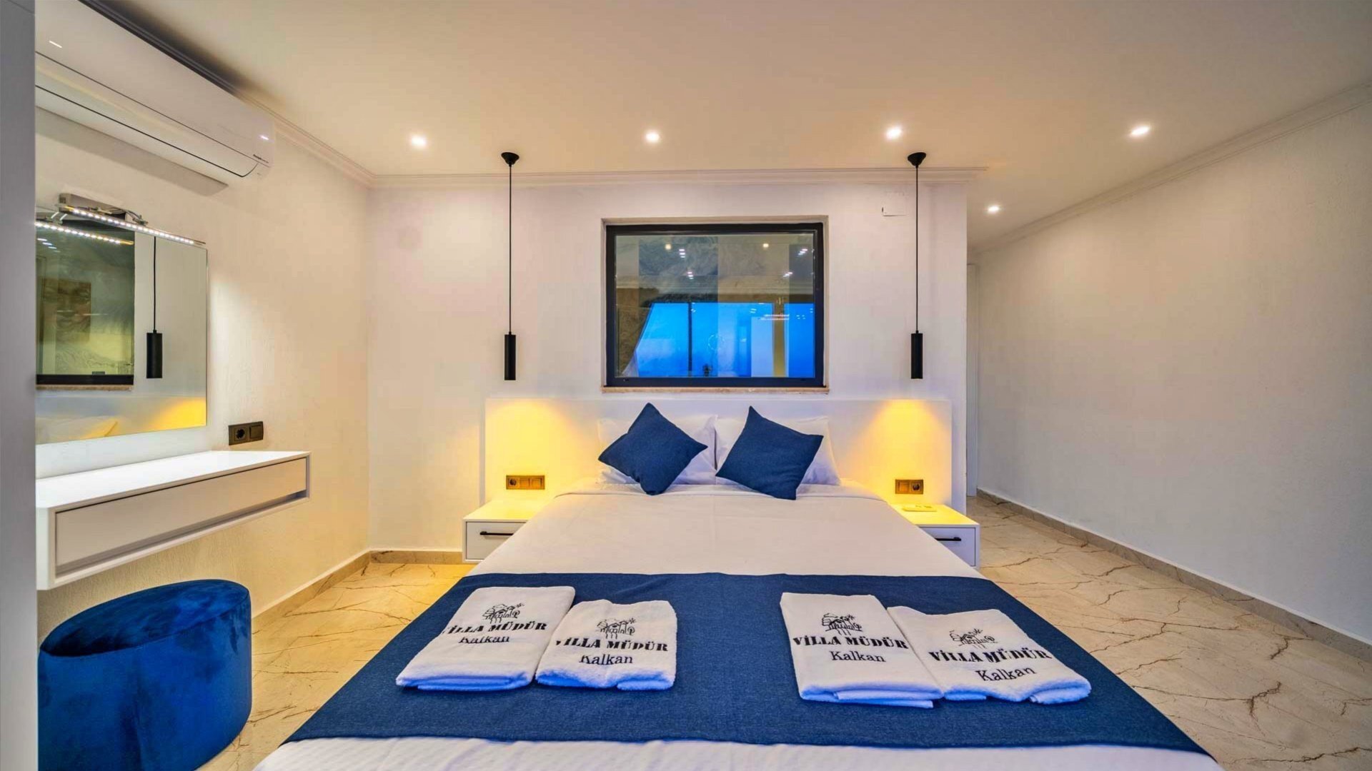 VBK61122 Villa Booking