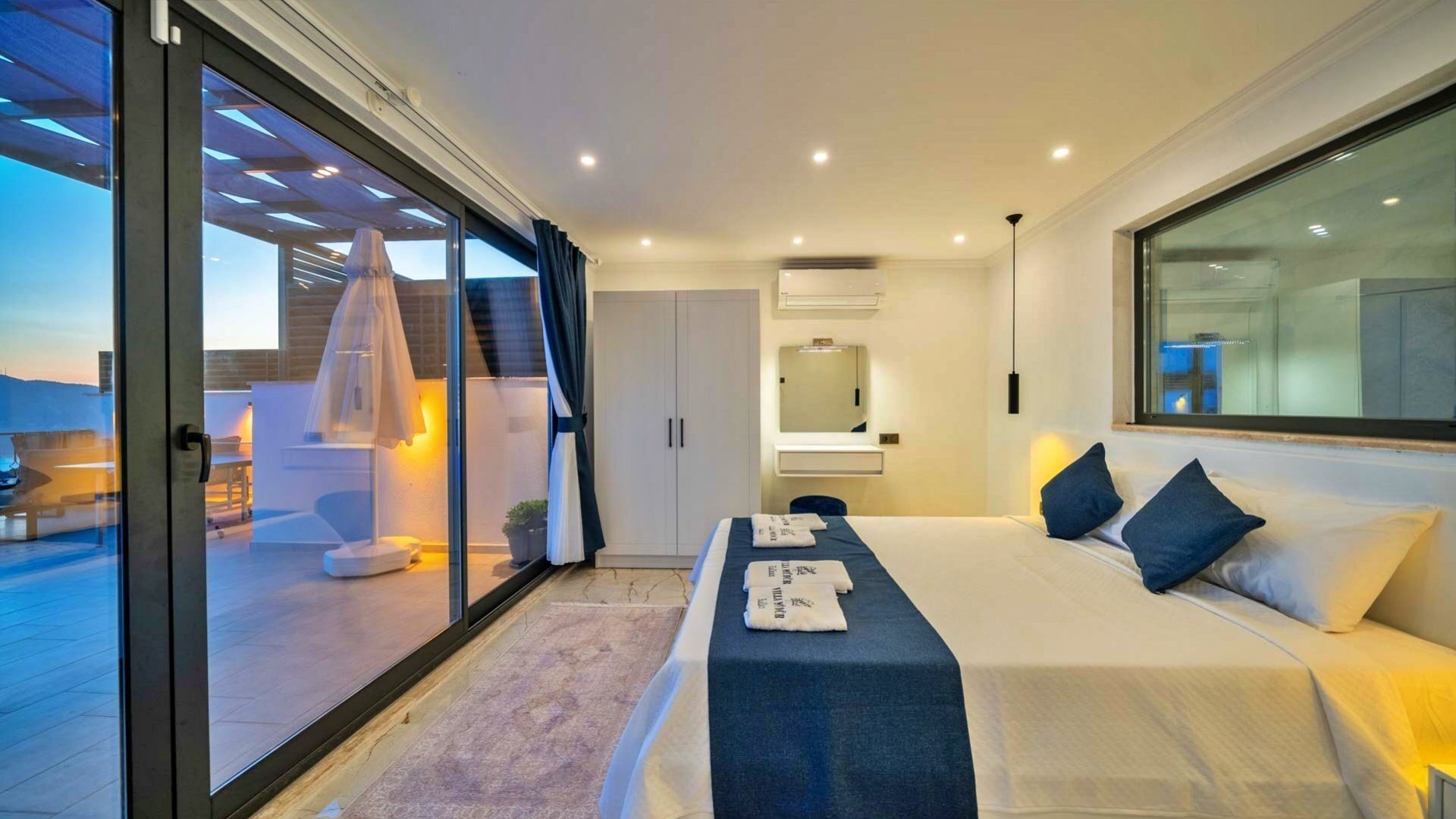 VBK61122 Villa Booking