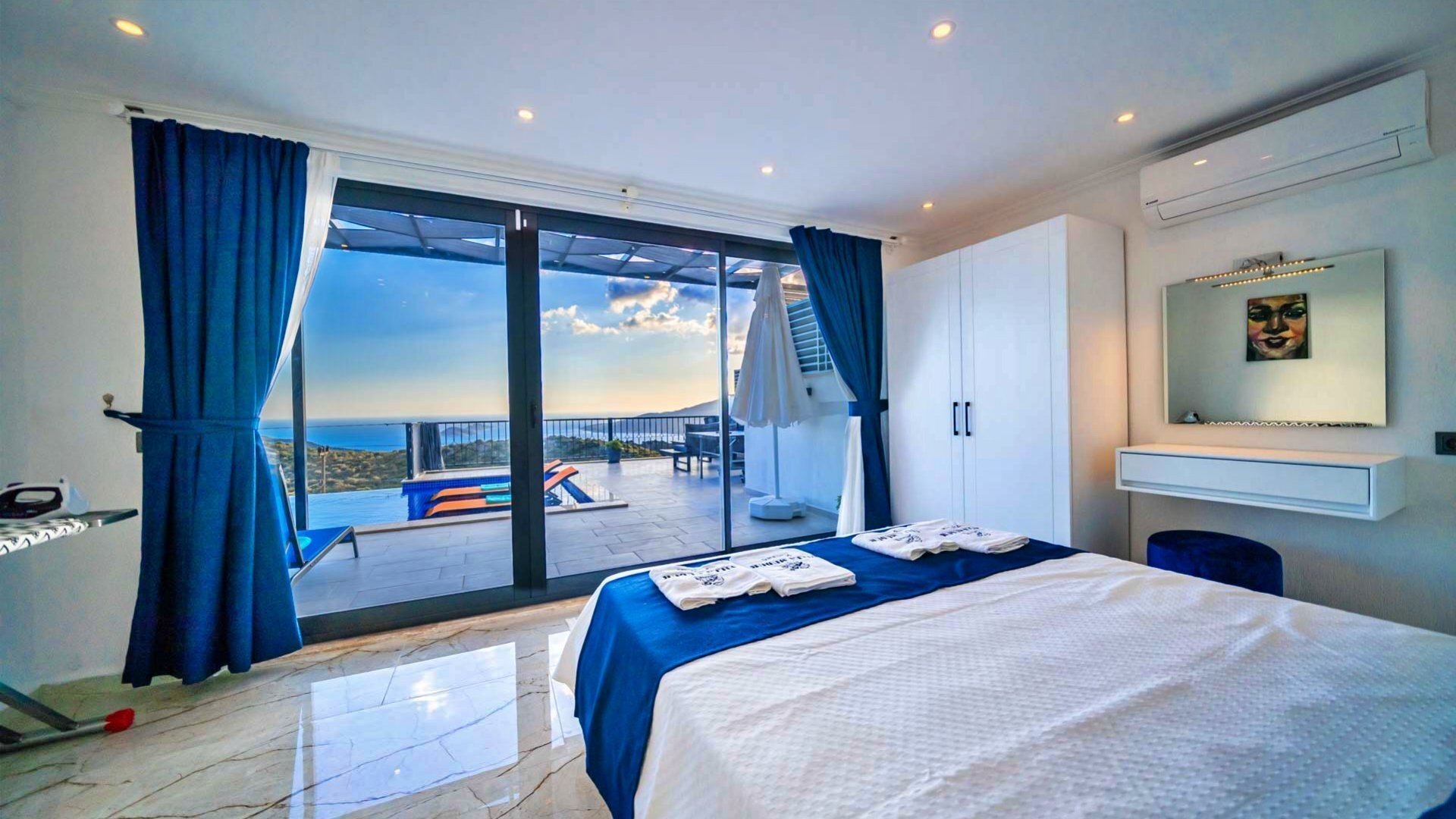 VBK61122 Villa Booking