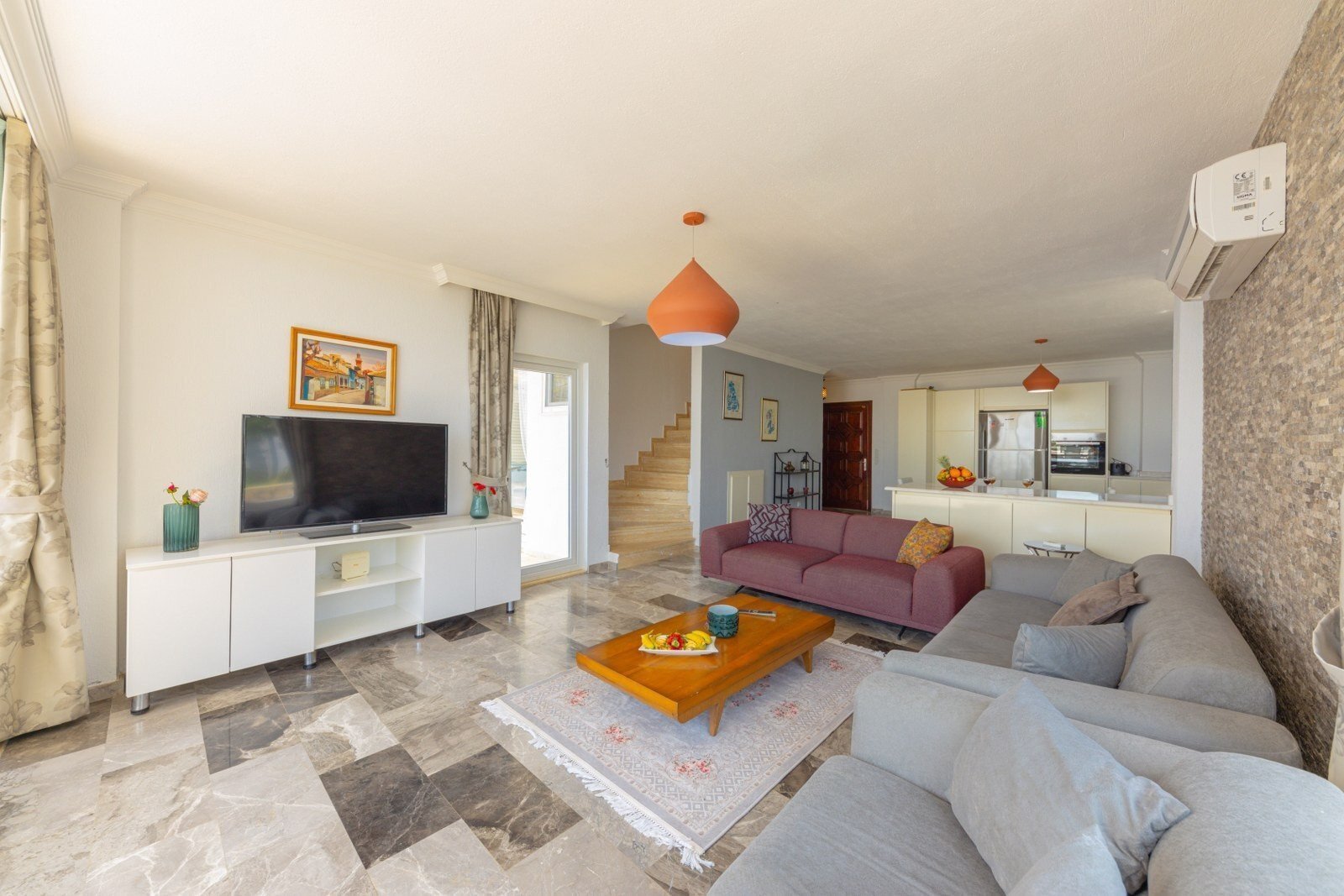 VBK50176 Villa Booking