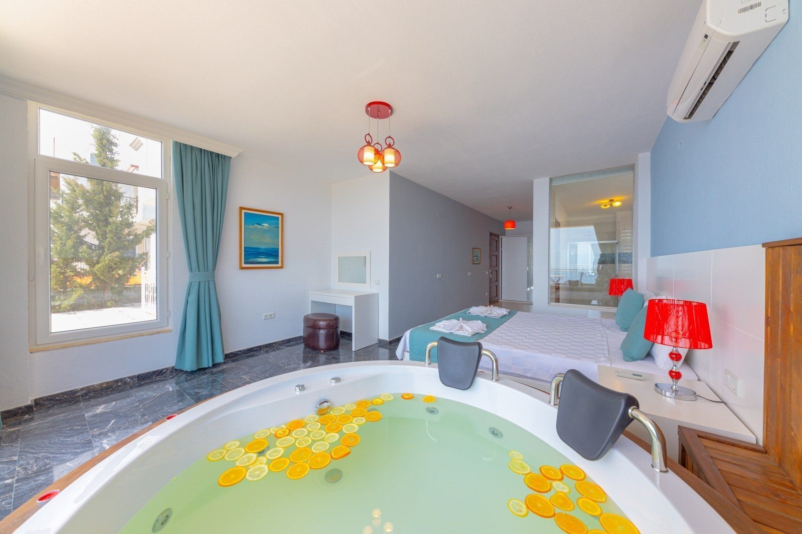 VBK50176 Villa Booking