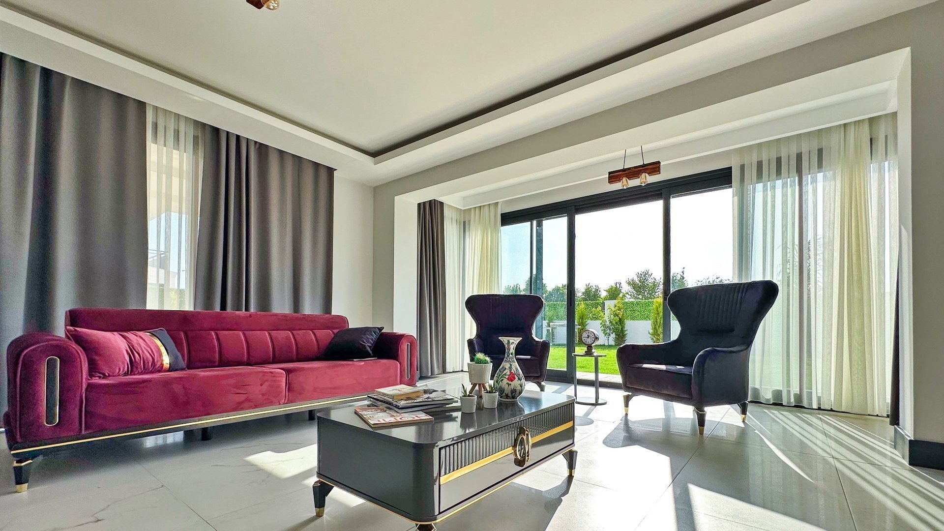 VBK52883 Villa Booking