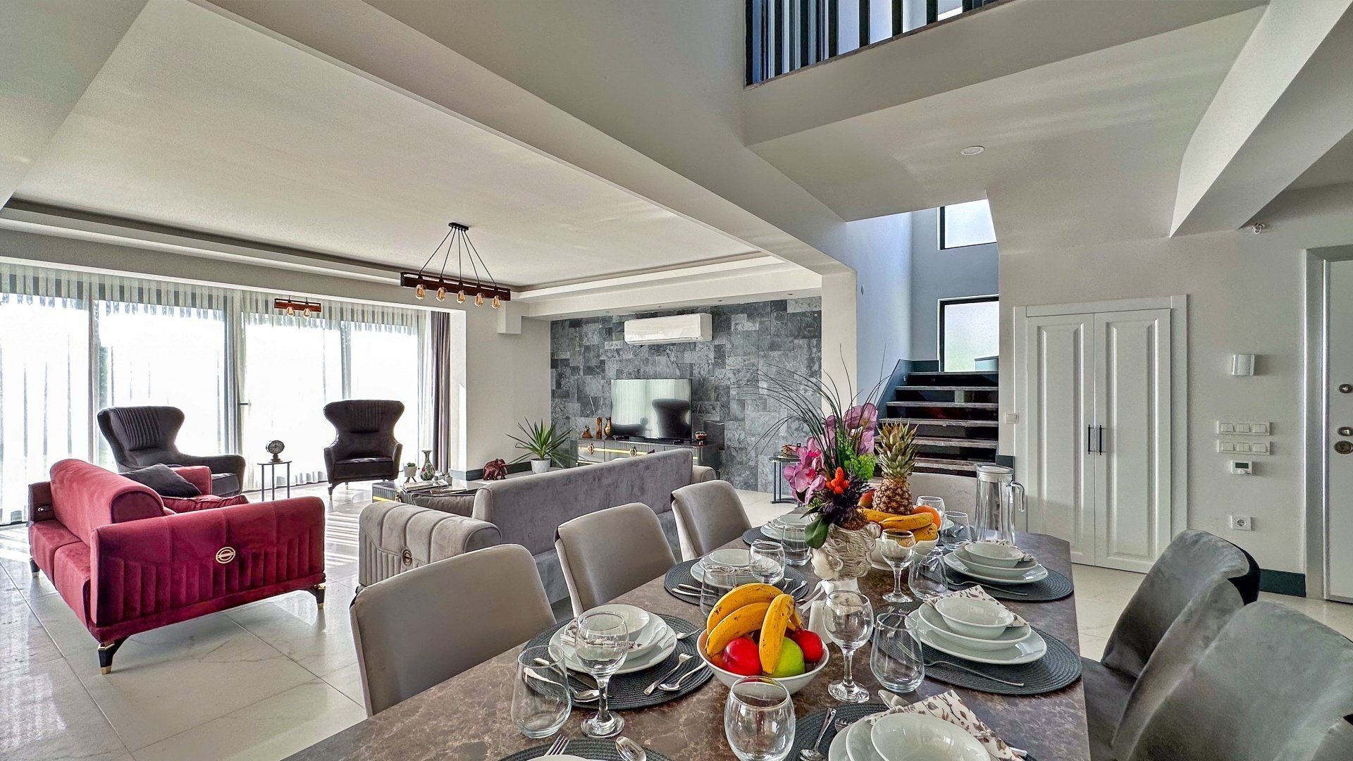 VBK52883 Villa Booking