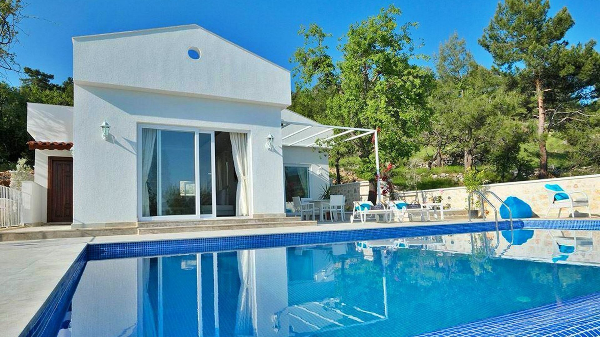 VBK17607 Villa Booking