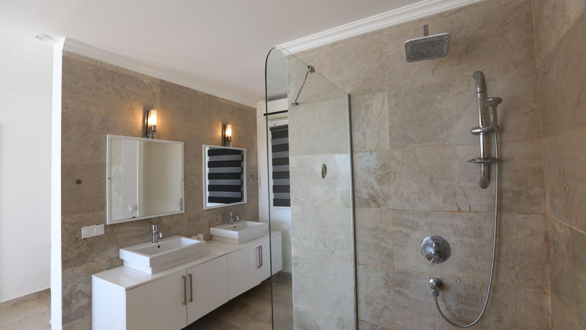 VBK17607 Villa Booking