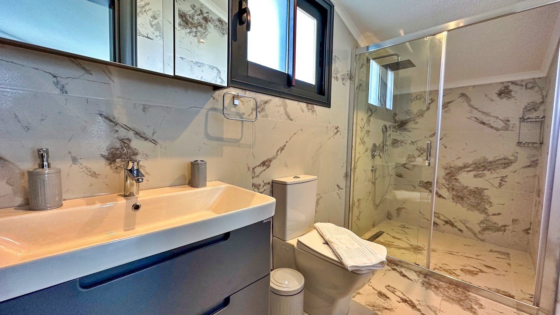 VBK60111 Villa Booking