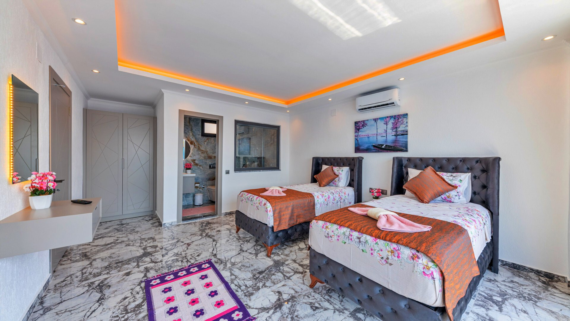 VBK93423 Villa Booking