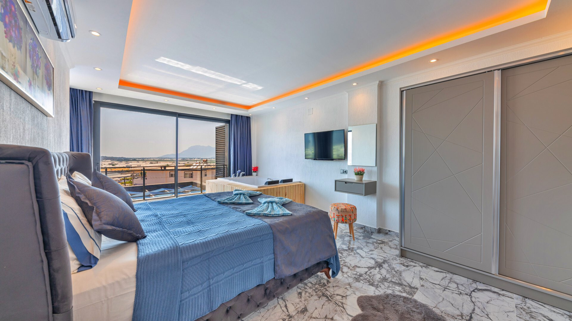 VBK93423 Villa Booking