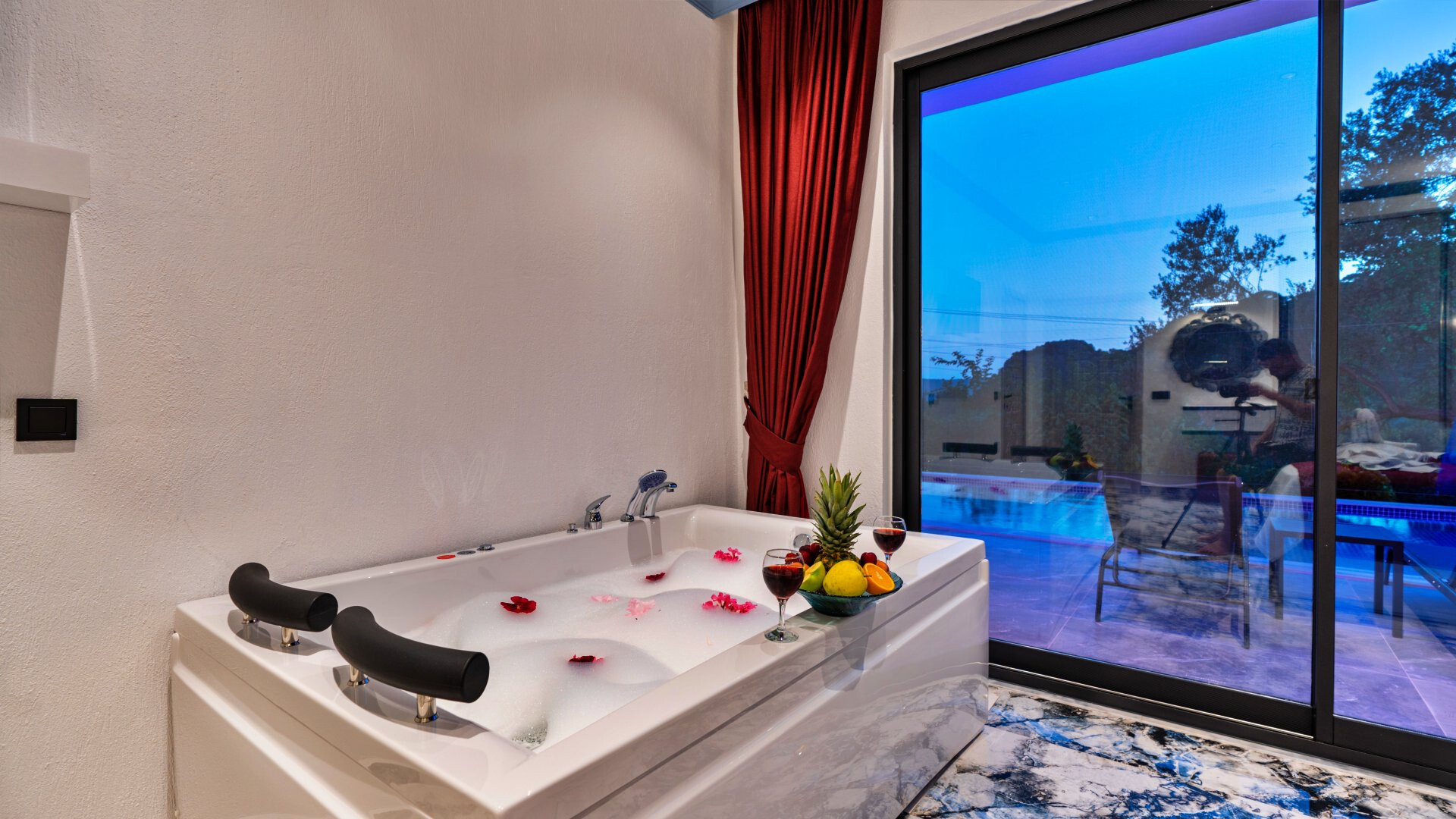 VBK54543 Villa Booking