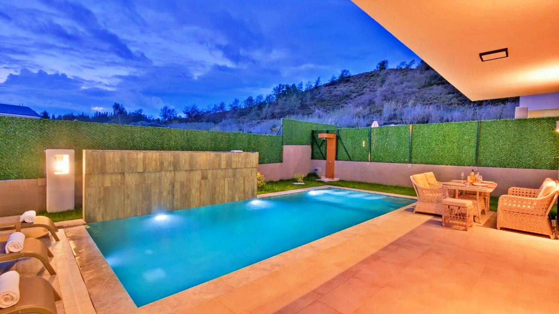 VBK25676 Villa Booking