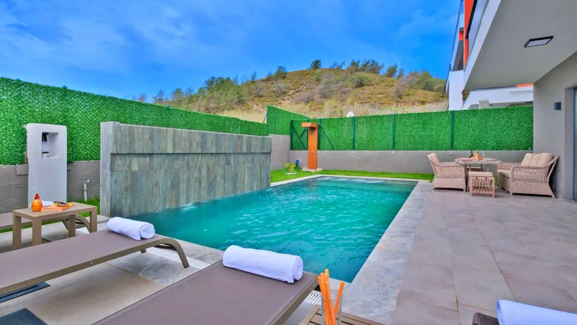 VBK25676 Villa Booking