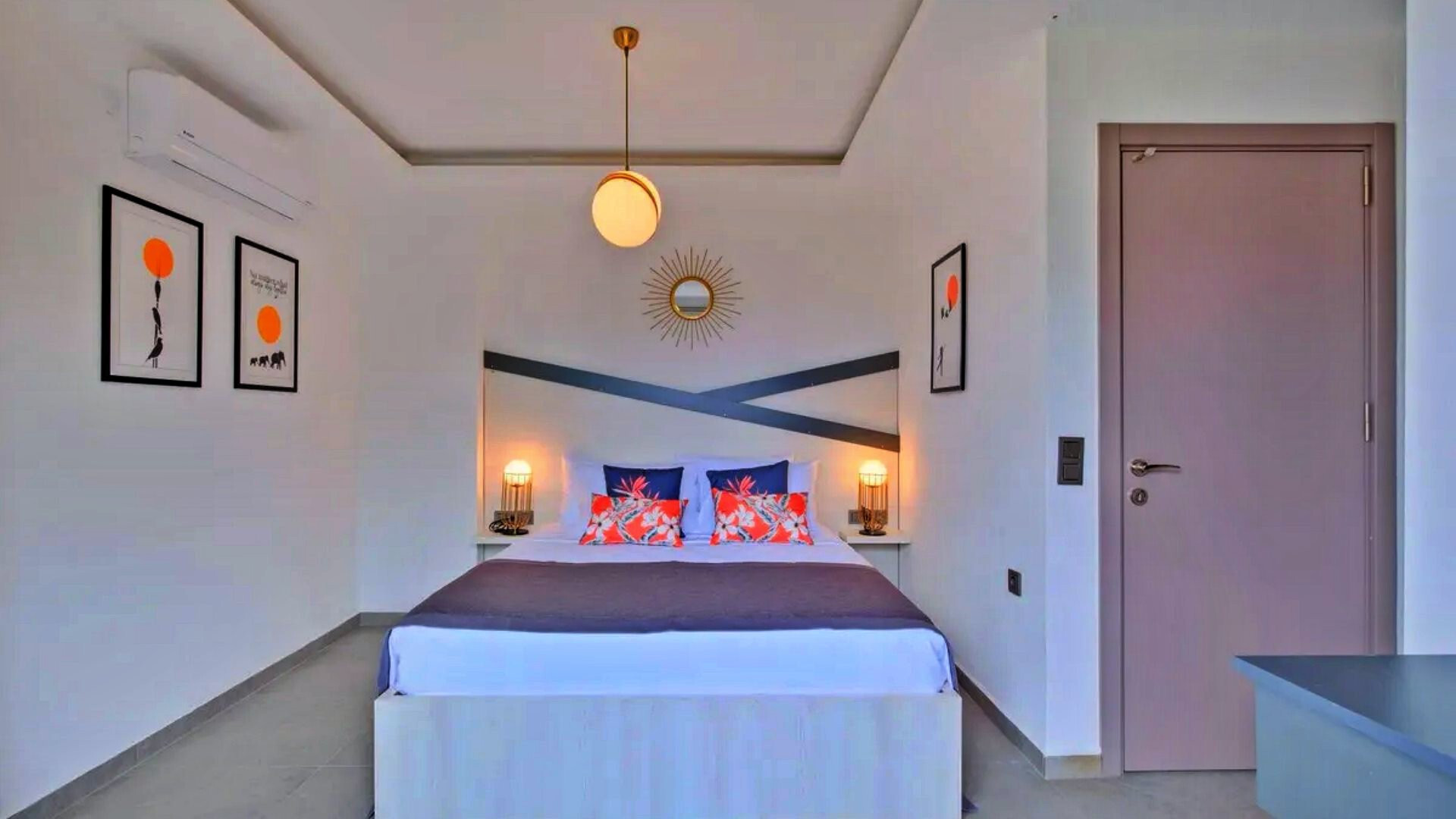 VBK25676 Villa Booking