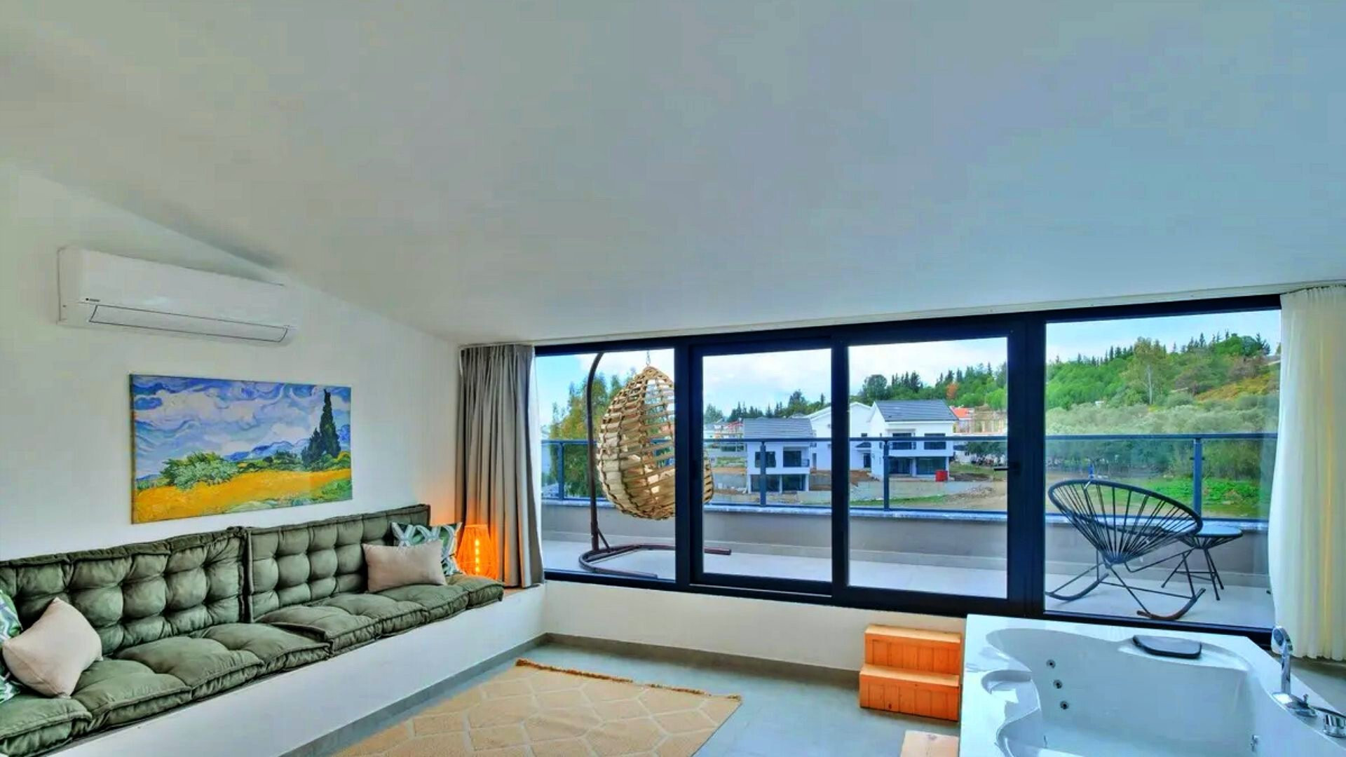 VBK25676 Villa Booking