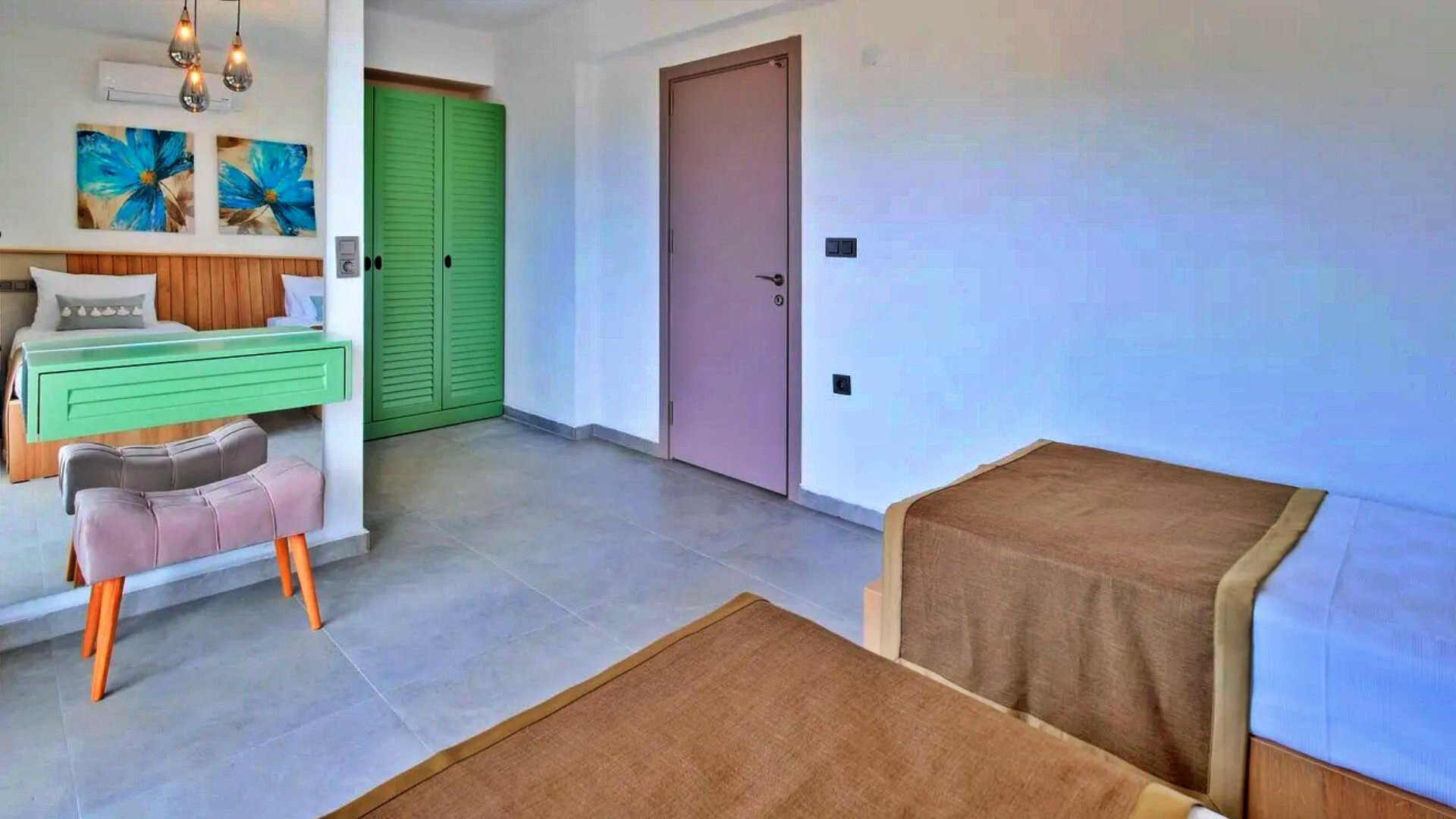 VBK25676 Villa Booking