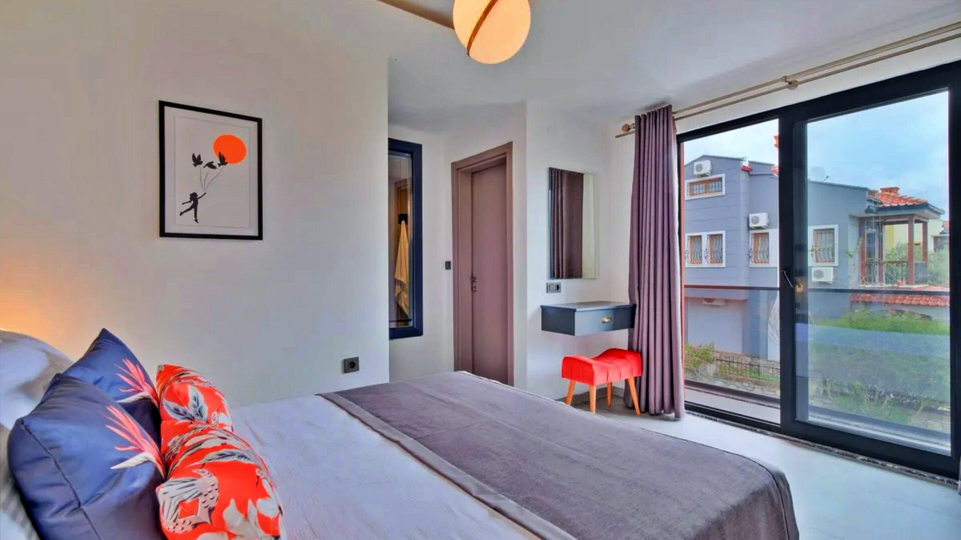 VBK25676 Villa Booking