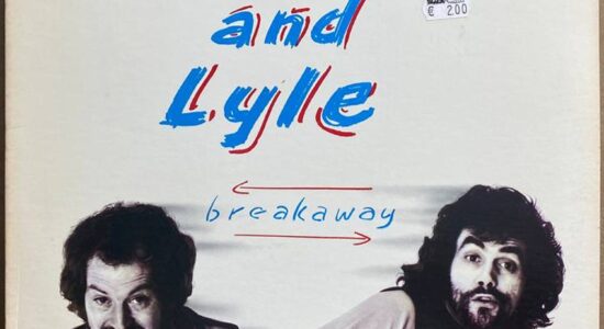 Gallagher and Lyle — «Breakaway» — виниловая пластинка LP — США, 1976 «A&M Records» — лицевая сторона