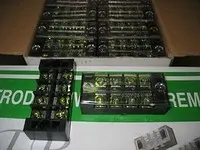 Клемная колодка ТВ-2504 4 полюса, защищена, 25А