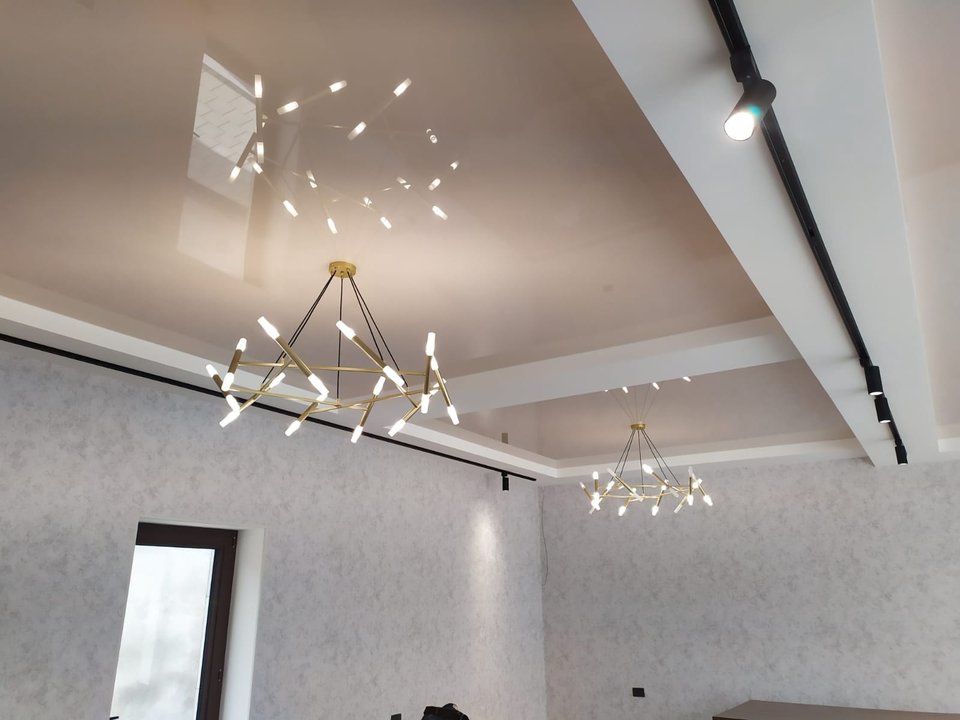 Натяжные потолки