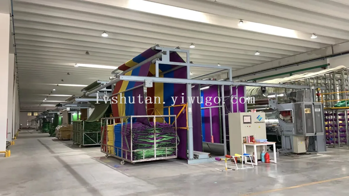 Искусственный газон, пластиковая трава для улицы и помещений