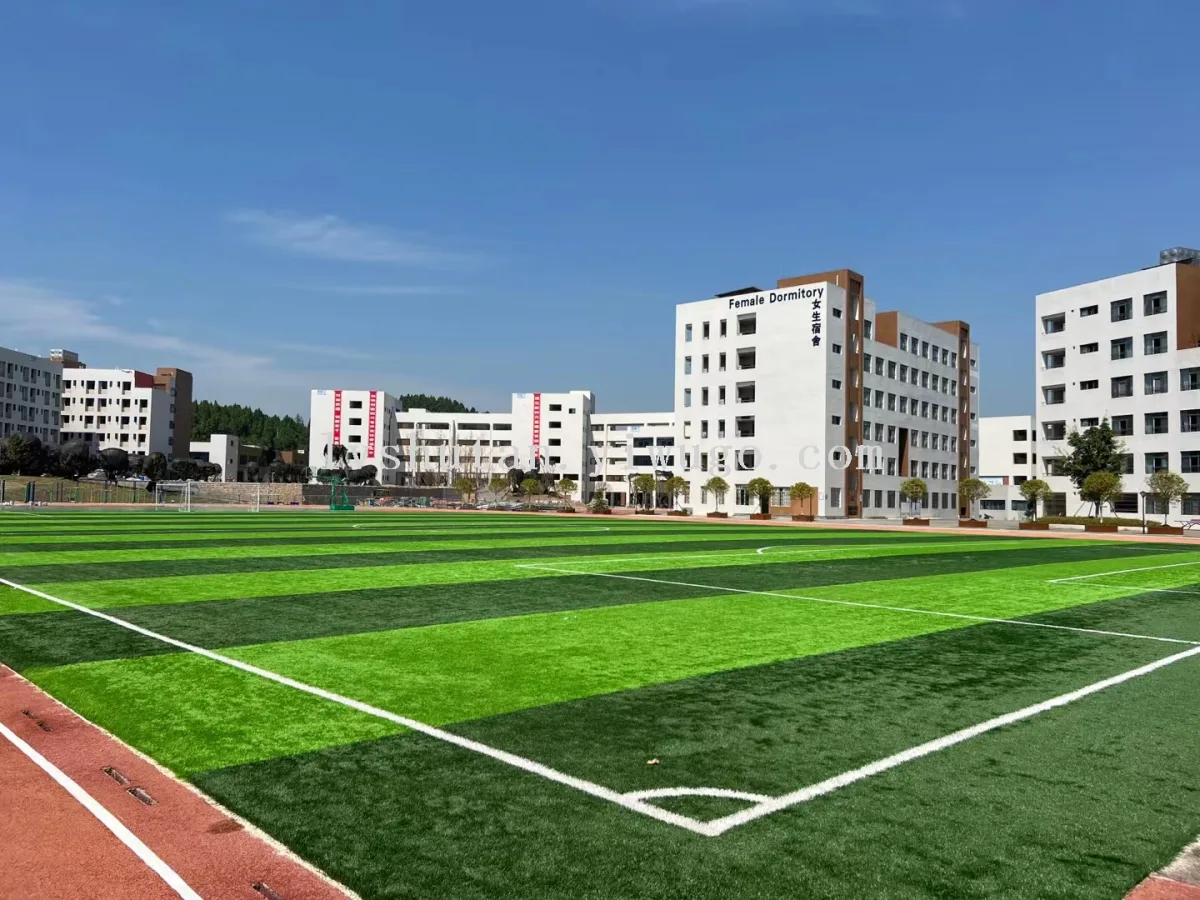 Искусственный газон из пластика, для декора и оформления