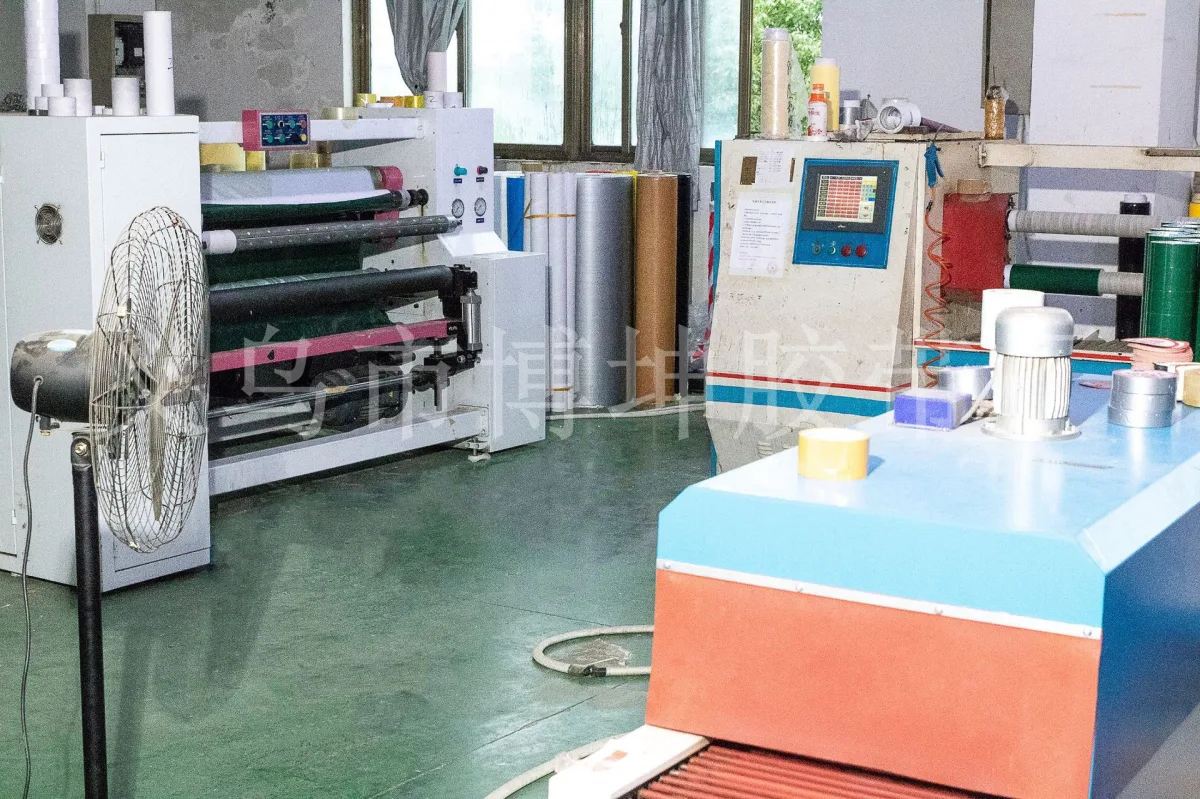 Двусторонняя прозрачная клейкая лента 2,4 см повышенной адгезии