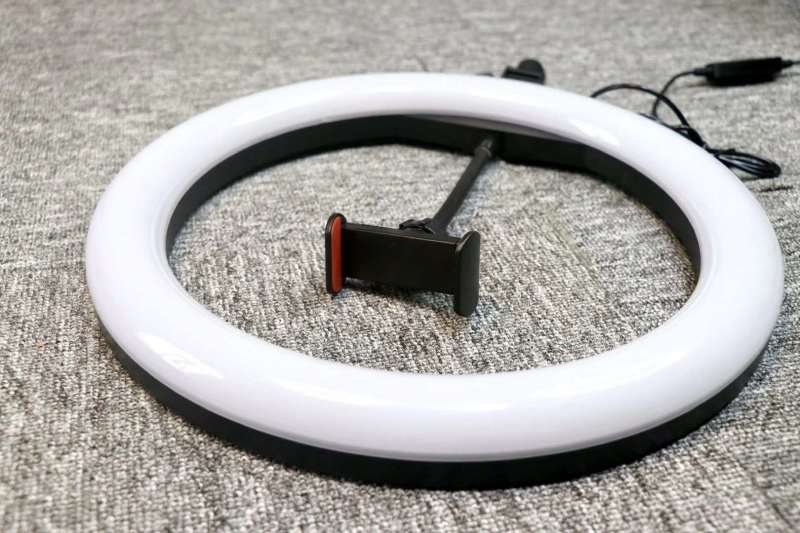 Кольцевая LED-лампа для макияжа и селфи 10 дюймов, 26 см