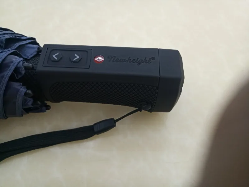 Бизнес-зонт складной автоматический с USB, подарочный, для взрослых