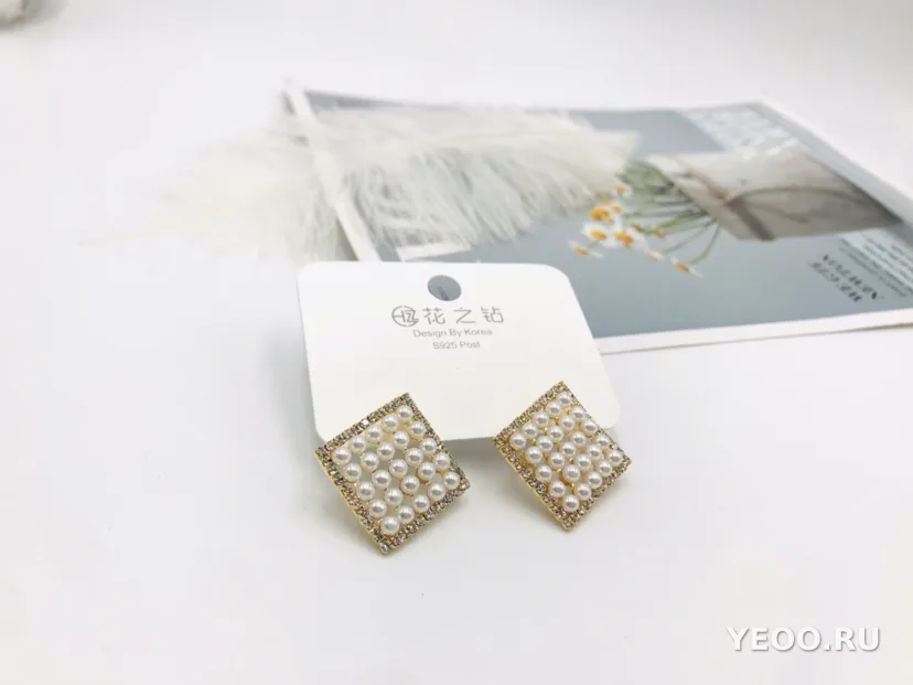 Серьги-гвоздики из серебра 925 пробы с гипоаллергенными иглами