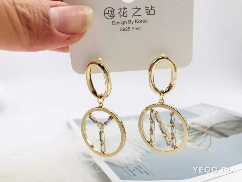 Серьги-гвоздики из серебра 925 пробы с гипоаллергенными иглами