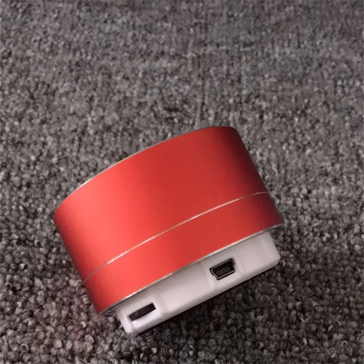 Мини-колонка металлическая Bluetooth с сабвуфером и слотом для карты памяти