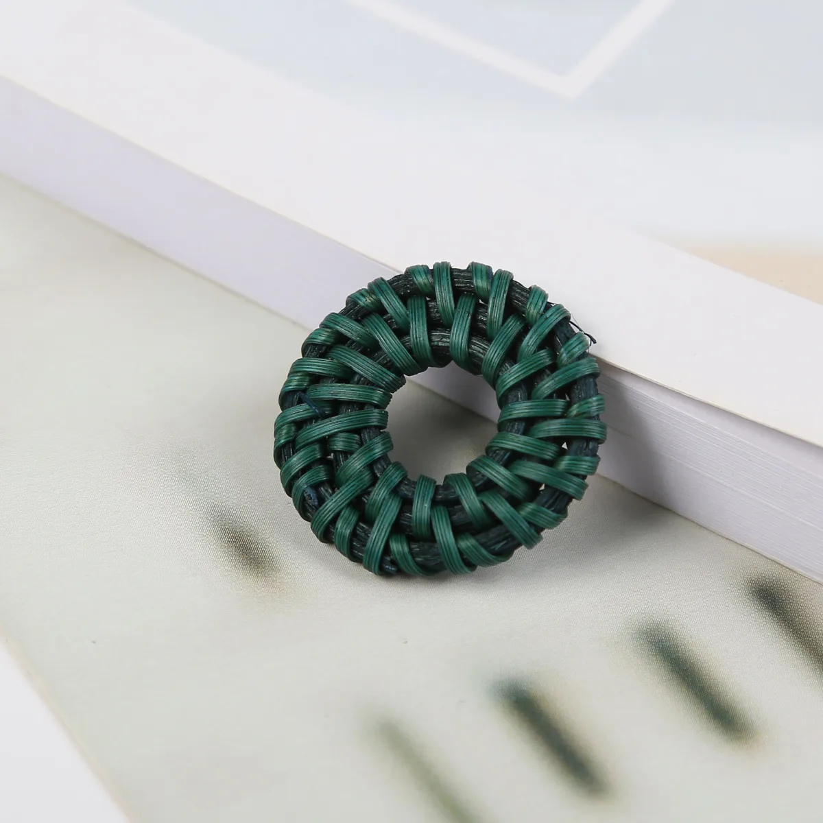 Серьги-подвески геометрические плетёные из бамбука и ротанга