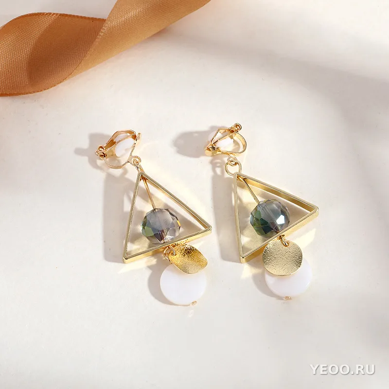 Серьги-клипсы треугольные с кисточками, металлические