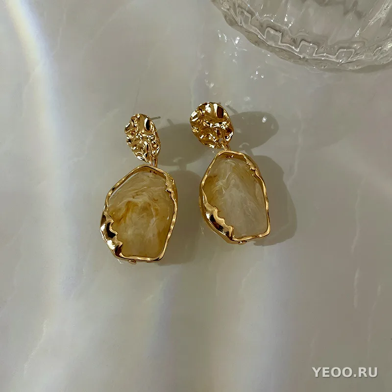 Серьги геометрические с рюшами из смолы и сплава, в стиле ретро